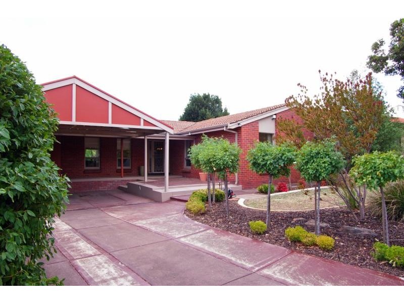 10 Allchurch Avenue, Redwood Park SA 5097