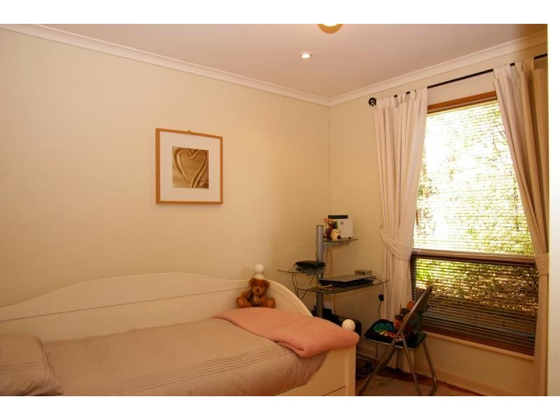 10 Allchurch Avenue, Redwood Park SA 5097