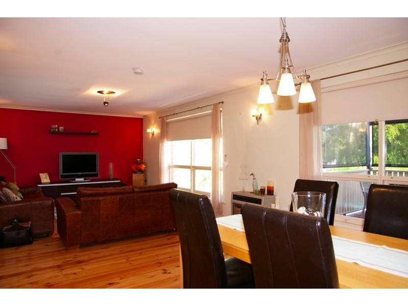 10 Allchurch Avenue, Redwood Park SA 5097