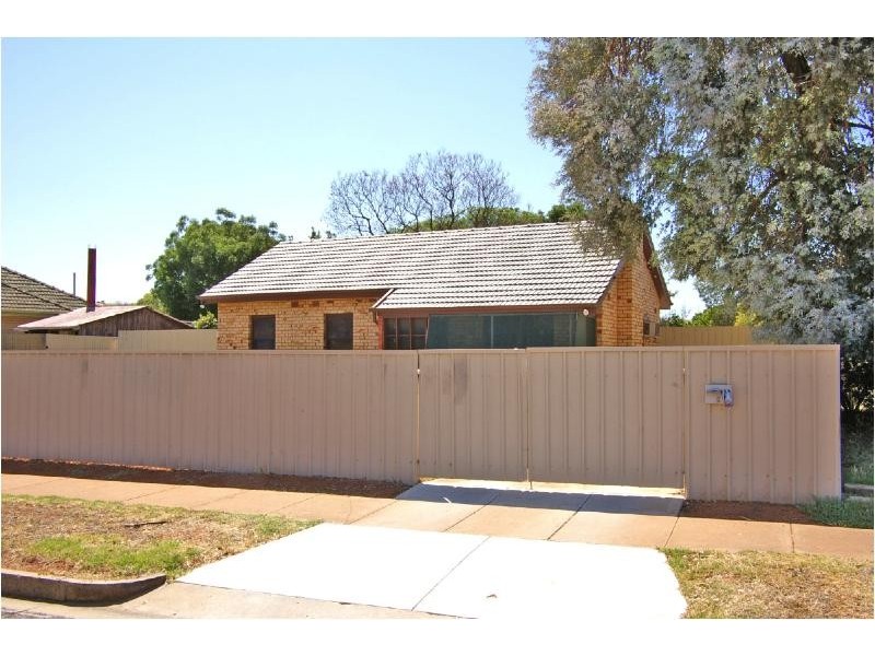 3 Davidson Road, Elizabeth Vale SA 5112