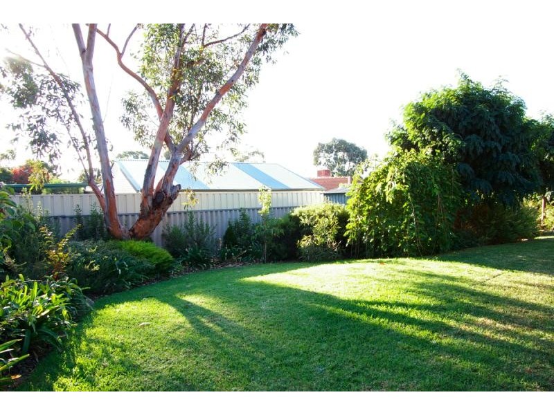 28 Wongabeena Drive, Surrey Downs SA 5126