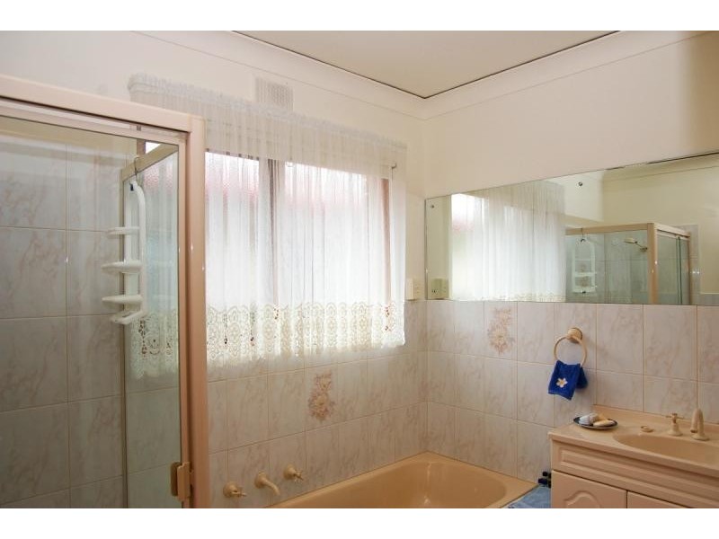 15 Portmarnock Street, Fairview Park SA 5126