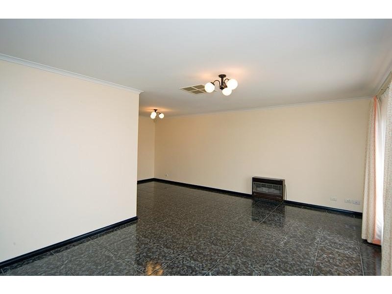 287 Grenfell Road, Redwood Park SA 5097