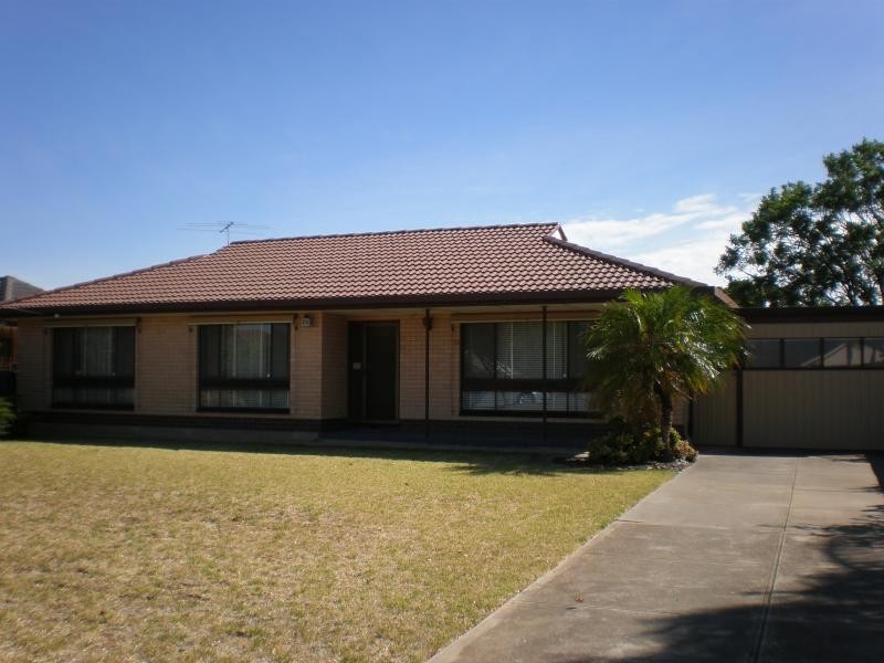 32 Lamorna Parade, Parafield Gardens SA 5107