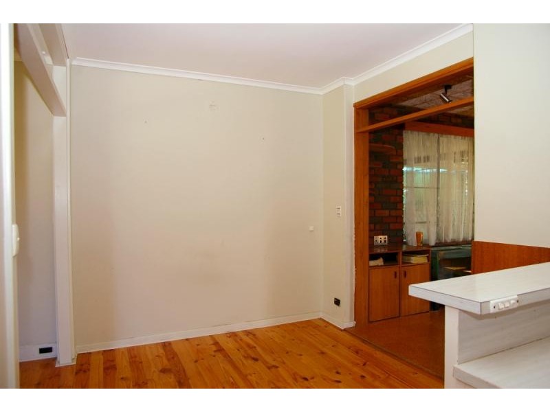 4 Harkness Avenue, Modbury SA 5092