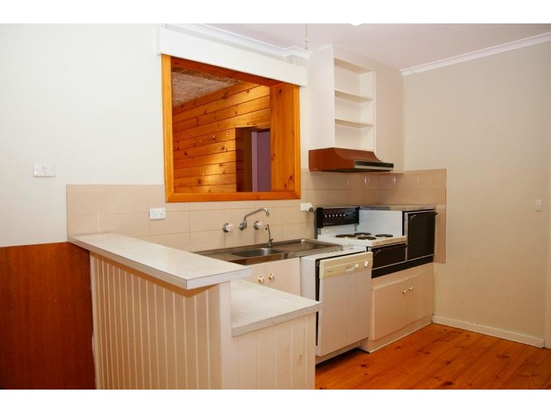 4 Harkness Avenue, Modbury SA 5092
