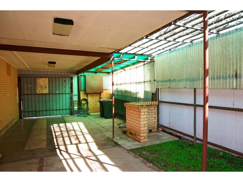 4 Harkness Avenue, Modbury SA 5092