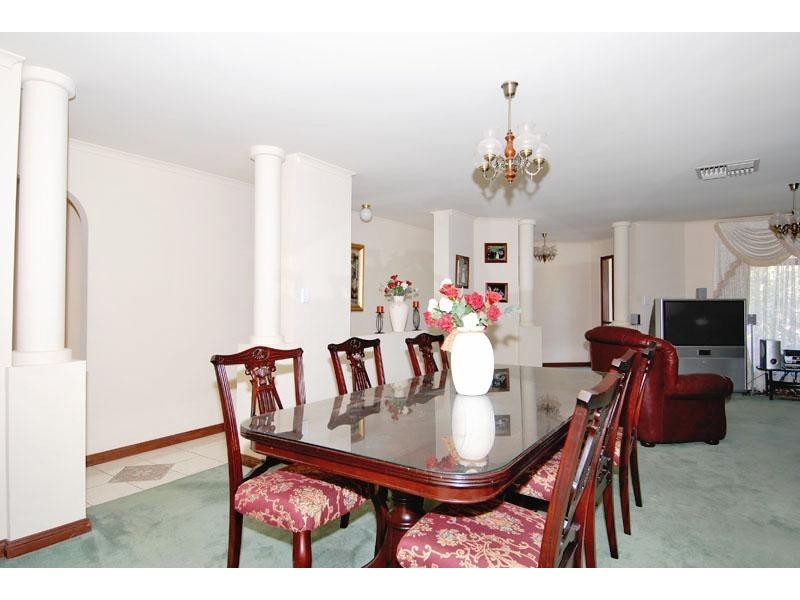 10 Gransden Parade, Greenwith SA 5125