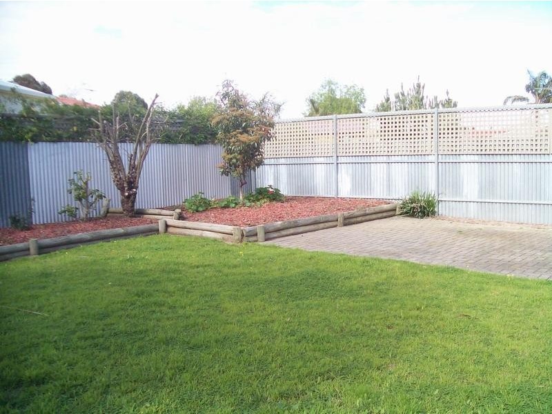 19 Carnoustie Avenue, Fairview Park SA 5126