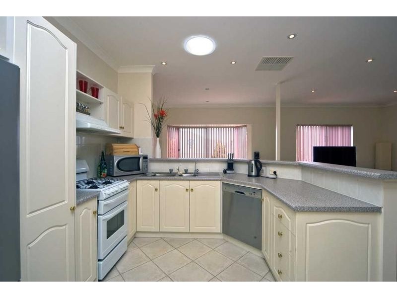 9 Inverary Close, Greenwith SA 5125