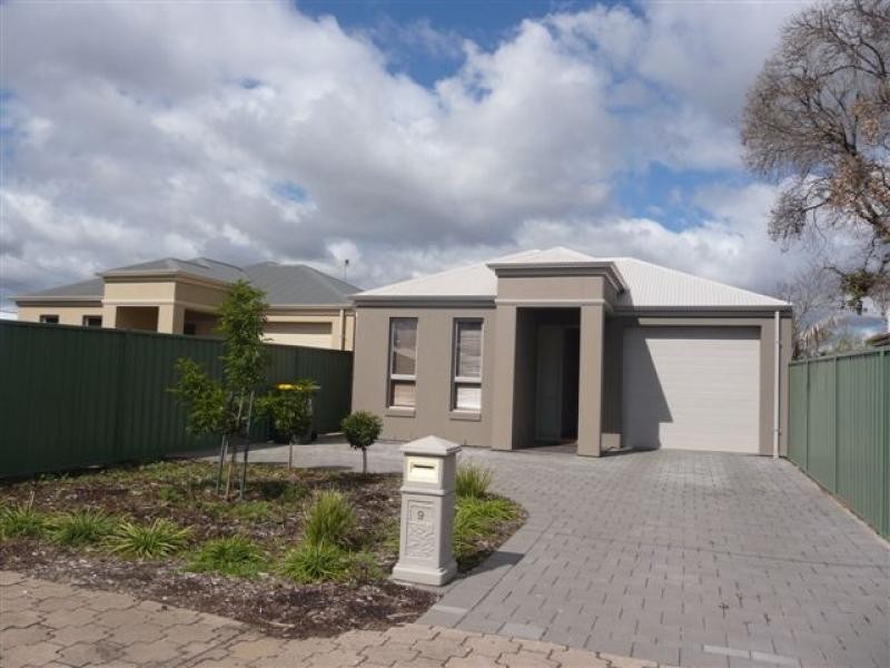 9 Thornton Road, Greenacres SA 5086