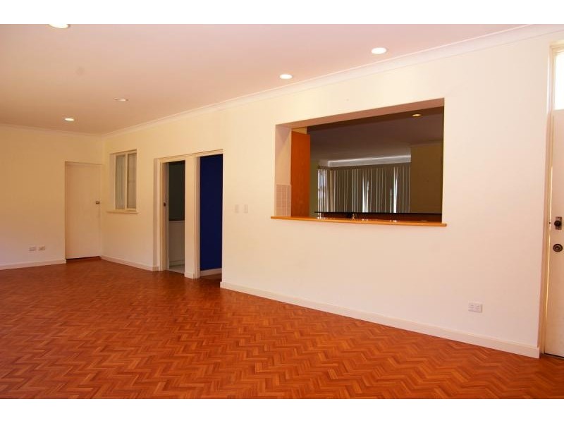 8 Alpha Crescent, Panorama SA 5041