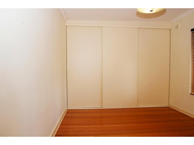 8 Alpha Crescent, Panorama SA 5041