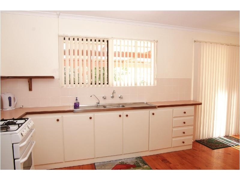 16 Maughan Avenue, Redwood Park SA 5097