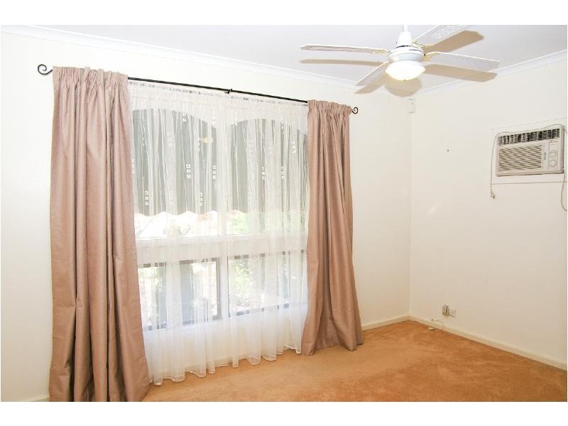 16 Maughan Avenue, Redwood Park SA 5097