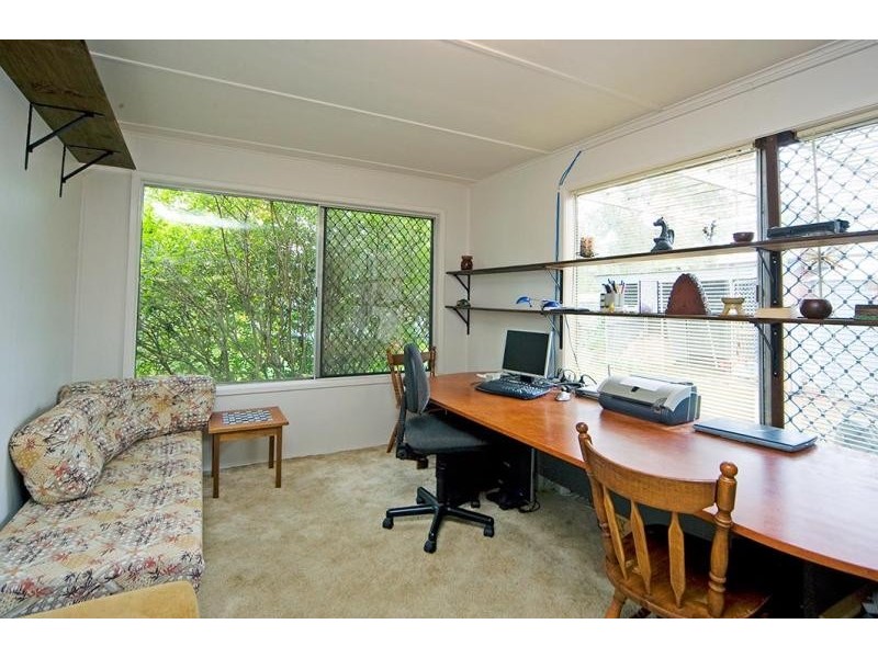 6 Sandland Avenue, Ridgehaven SA 5097