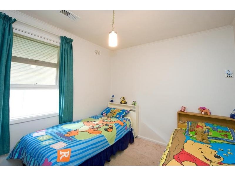 6 Sandland Avenue, Ridgehaven SA 5097