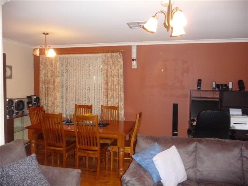 2 Valiant Court, Salisbury Heights SA 5109