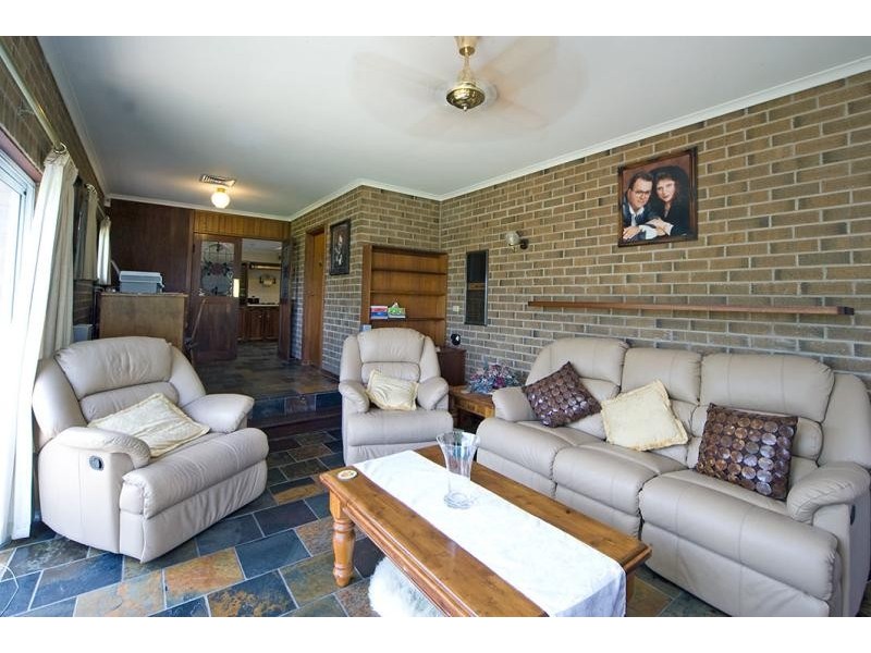 27 Elizabeth Street, Tea Tree Gully SA 5091