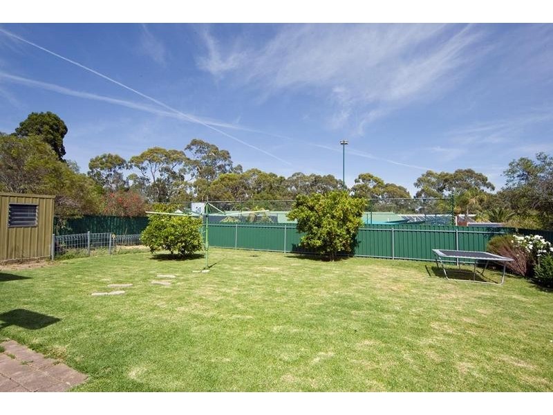 27 Elizabeth Street, Tea Tree Gully SA 5091