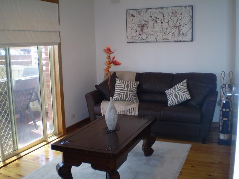 10 Sea view Road, Para Hills SA 5096