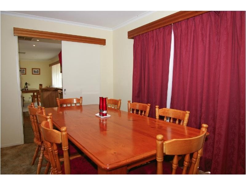 84 Waitara Road, Banksia Park SA 5091