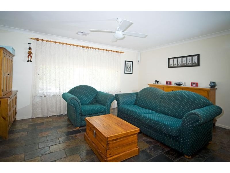 6 Tarni Street, Fairview Park SA 5126