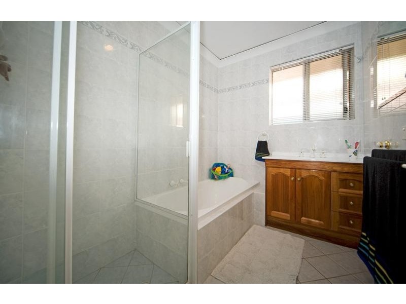 6 Tarni Street, Fairview Park SA 5126