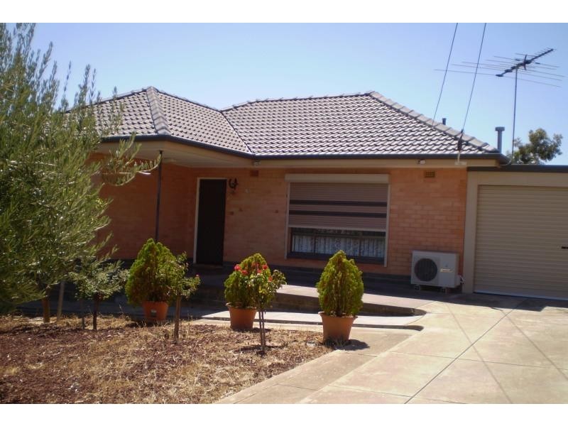 10 Rialto Avenue, Para Hills SA 5096