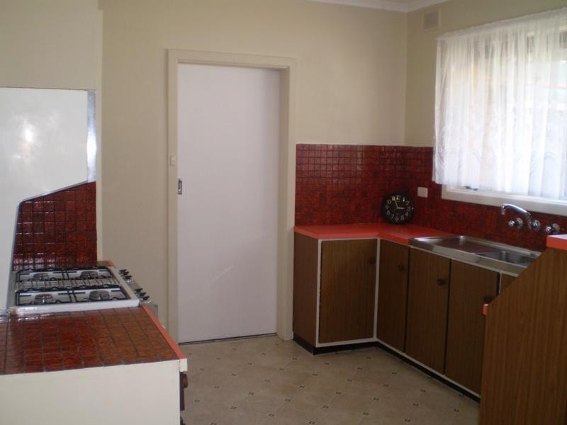 21 Locke Drive, Fairview Park SA 5126