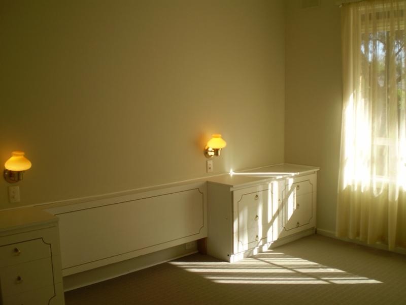 21 Locke Drive, Fairview Park SA 5126