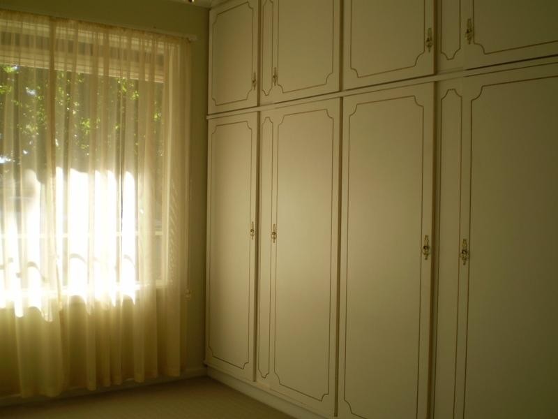 21 Locke Drive, Fairview Park SA 5126