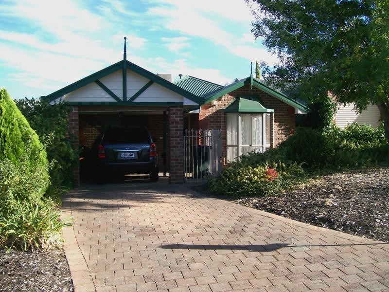 13 Debenham Court, Greenwith SA 5125