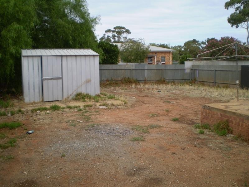 16 Midlow Road, Elizabeth Downs SA 5113