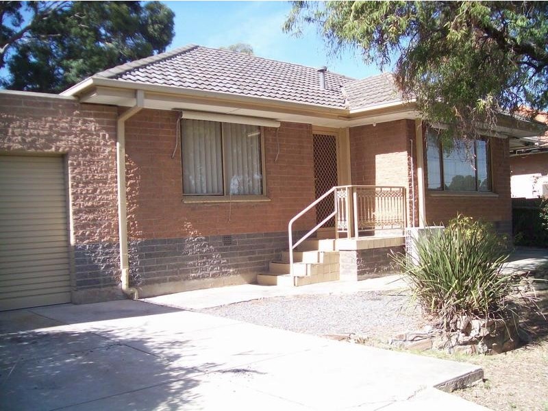 11 Harris Road, Redwood Park SA 5097
