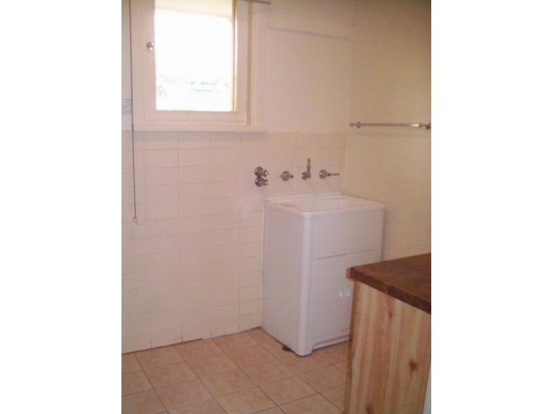 11 Harris Road, Redwood Park SA 5097
