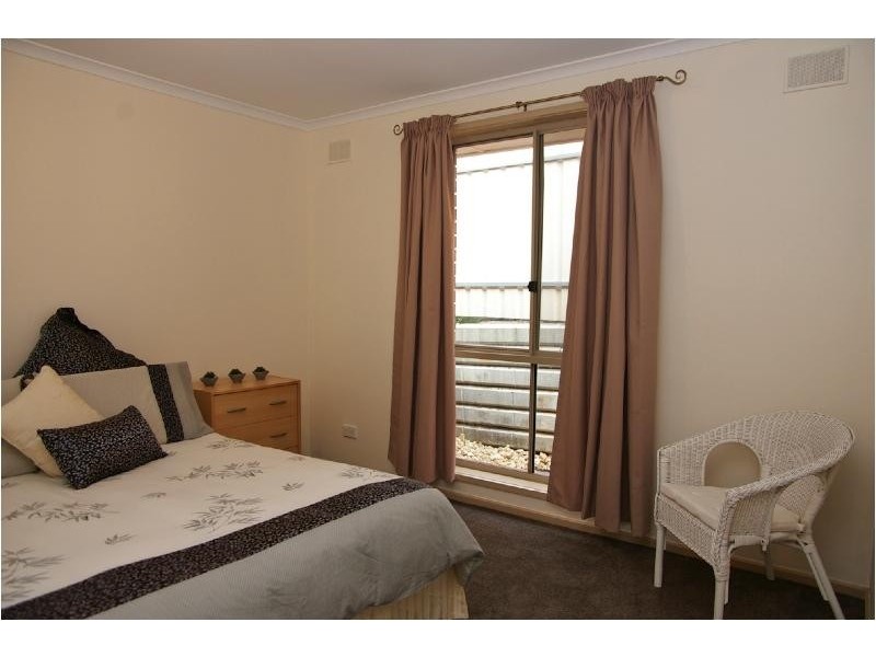 6 Brooklyn Chase, Greenwith SA 5125