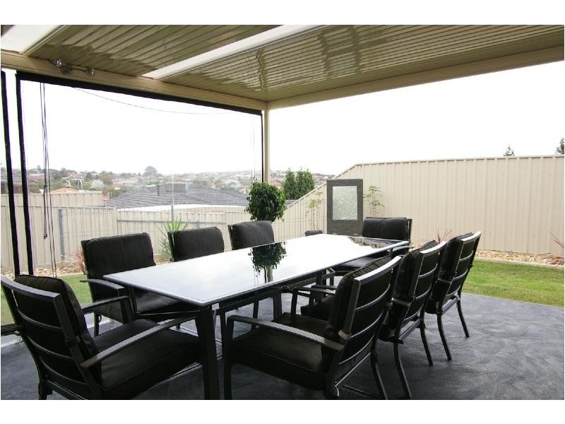 6 Brooklyn Chase, Greenwith SA 5125
