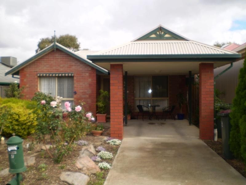 7 Cuneo Place, Golden Grove SA 5125