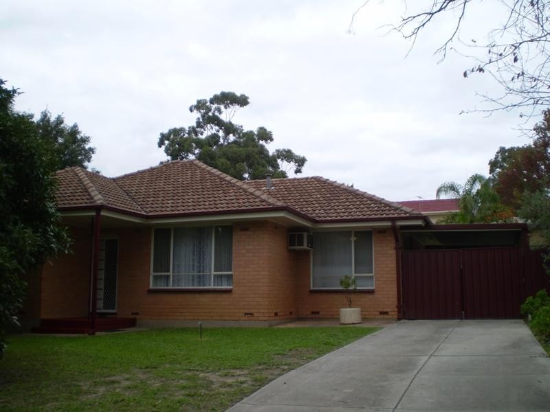 19 Lema Avenue, Fairview Park SA 5126