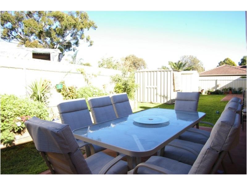 35 Doradus Avenue, Hope Valley SA 5090