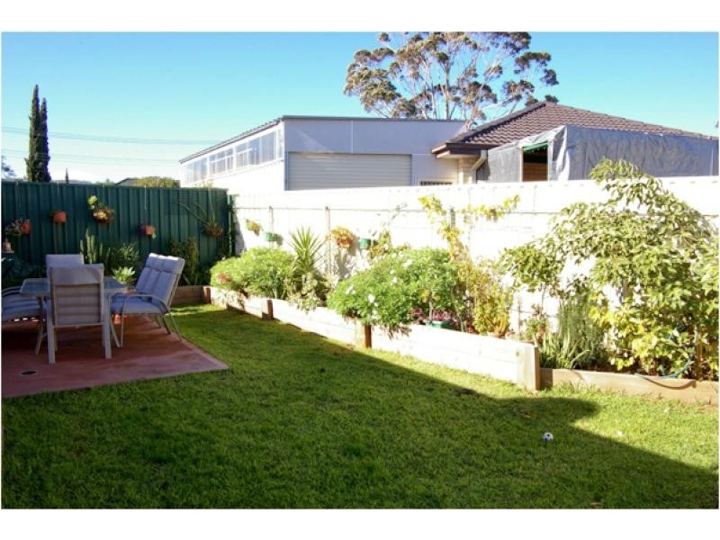 35 Doradus Avenue, Hope Valley SA 5090