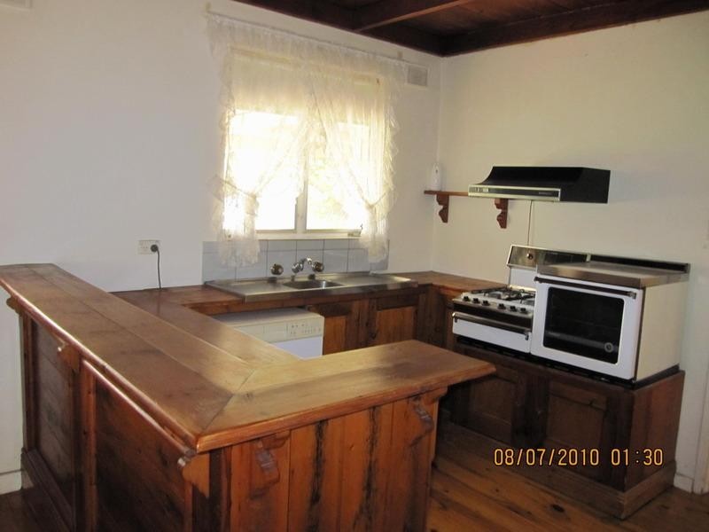 12 Elizabeth Crescent, Valley View SA 5093