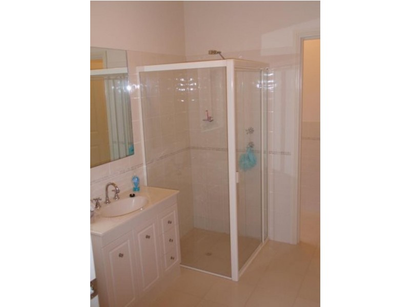 86 Shoalhaven Circuit, Mawson Lakes SA 5095