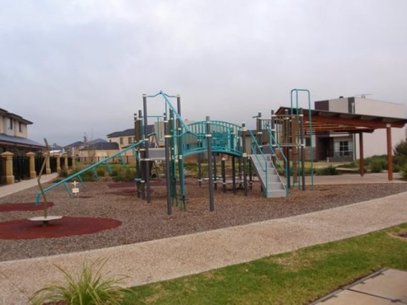 86 Shoalhaven Circuit, Mawson Lakes SA 5095