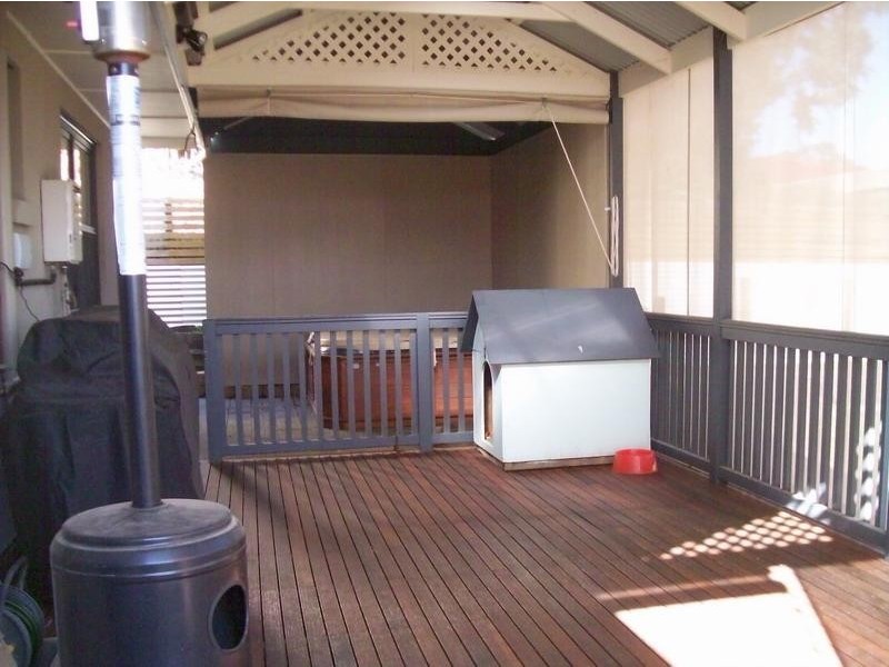 10 Glen Crescent, Vista SA 5091