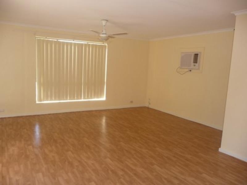 7 Rose Street, Smithfield SA 5114