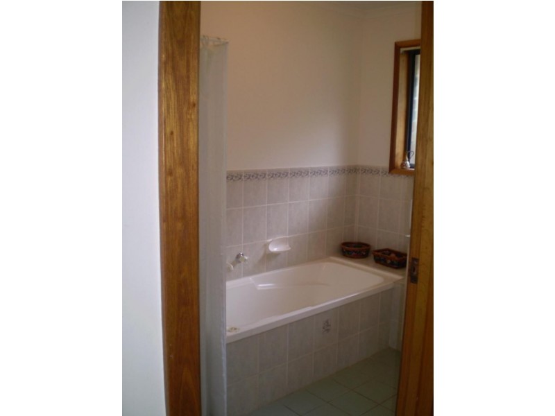 5 Chestnut Grove, Hillbank SA 5112