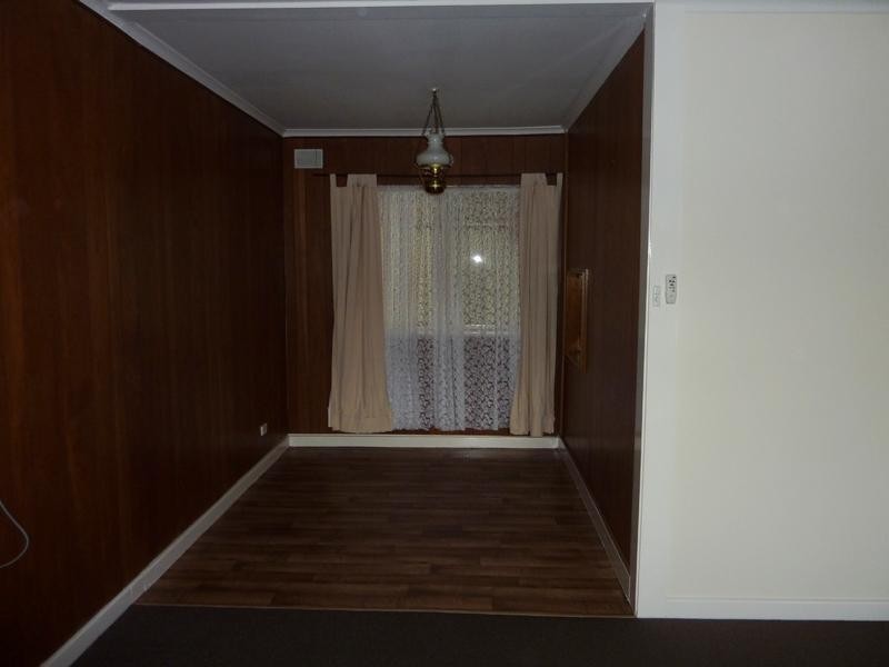 17 Dewer Avenue, Ridgehaven SA 5097