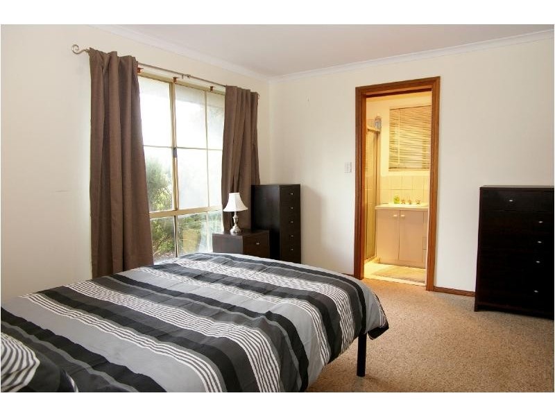 90 Illyarrie Avenue, Surrey Downs SA 5126